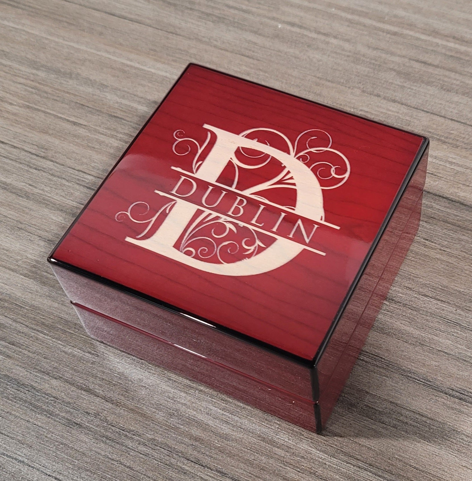 Personalized High Gloss Walnut or Cherry Wood Finish Cigar Ashtray Foldable Set - SIKARX