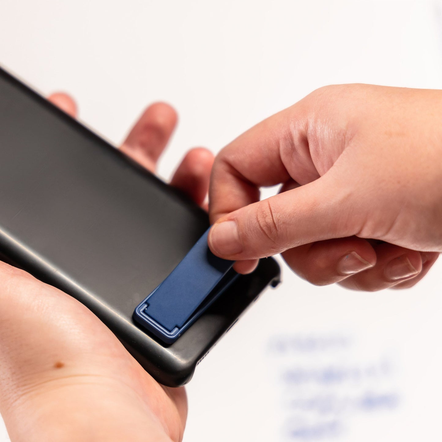 Phone Kickstand - 48 pieces - SIKARX