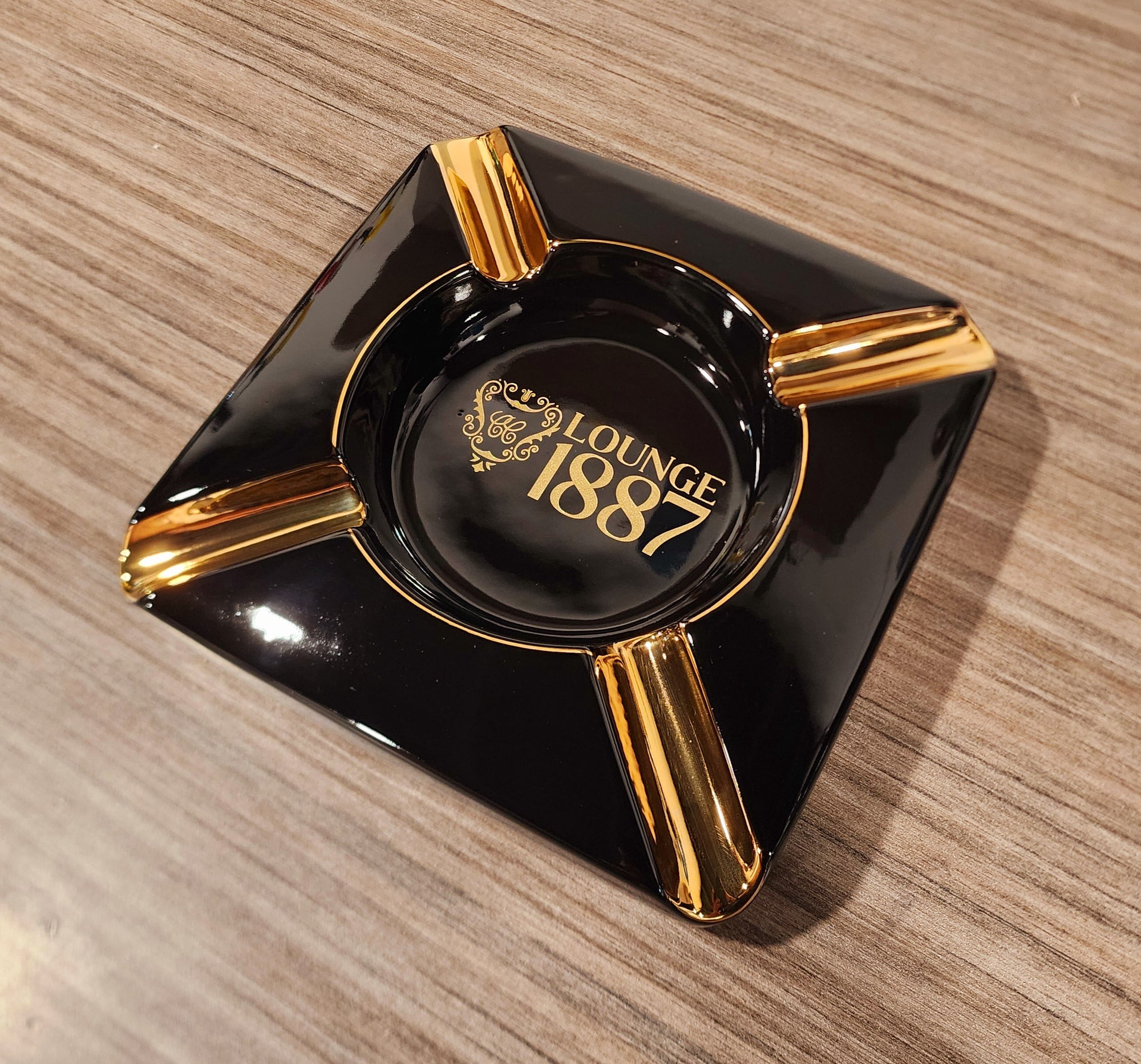 Personalized Black Diamond Ceramic Ashtray for 4 Cigars